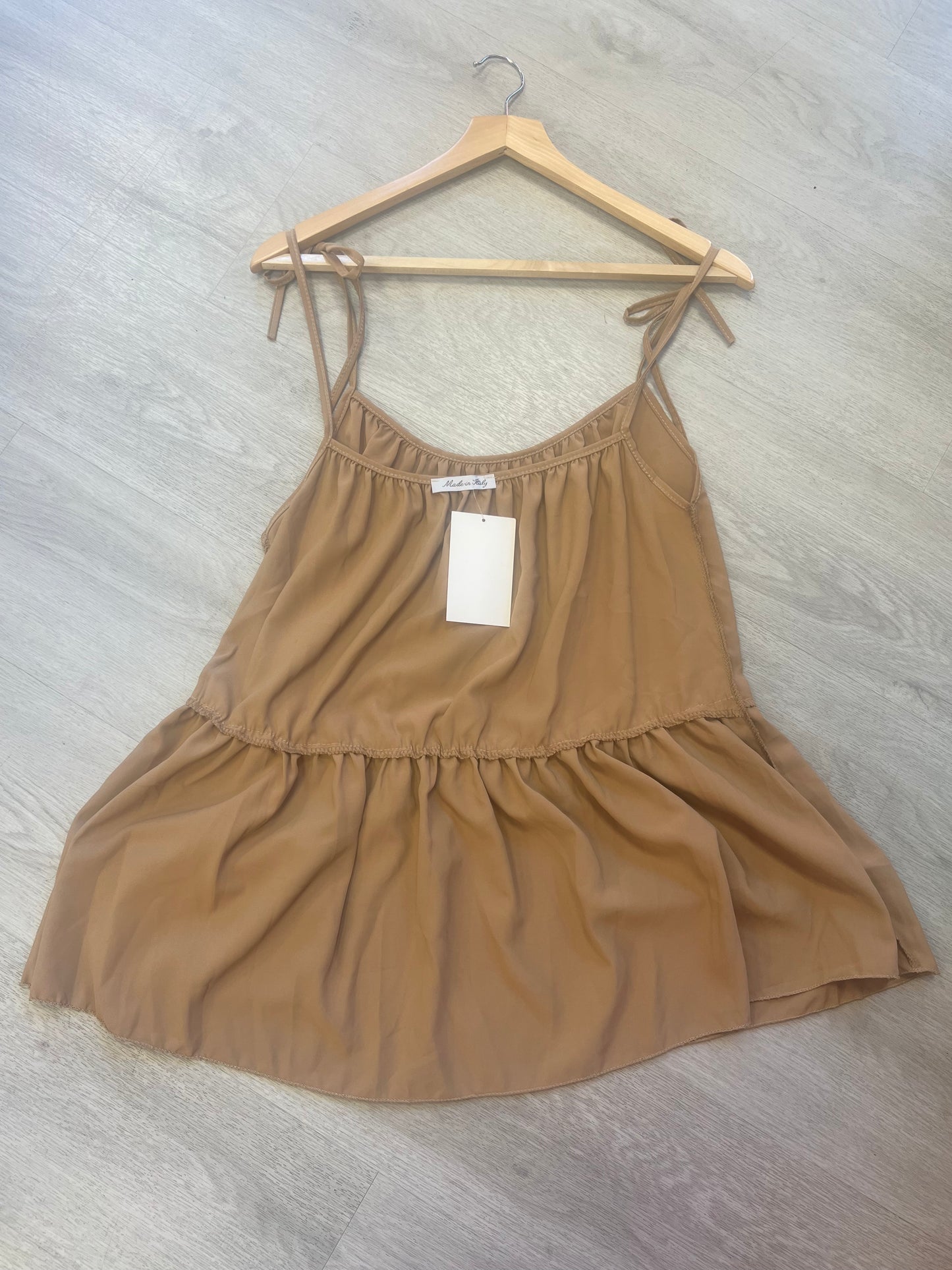 francesca frilly top