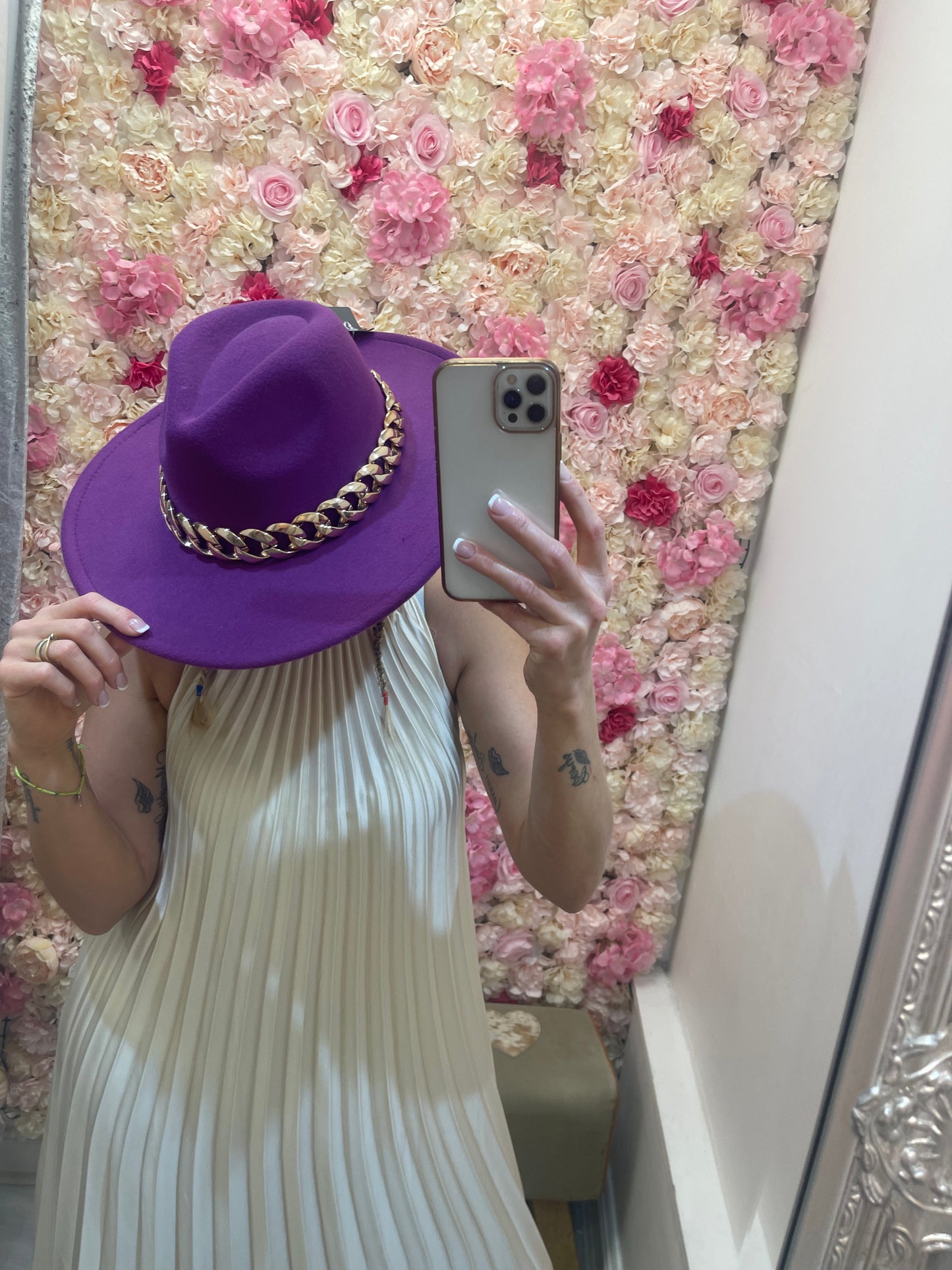 Hats with a chain