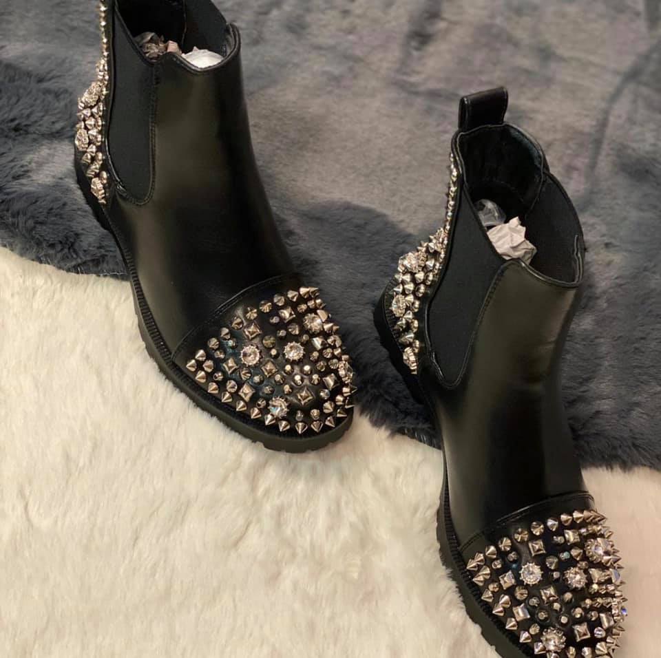 SIERRA. studded boots