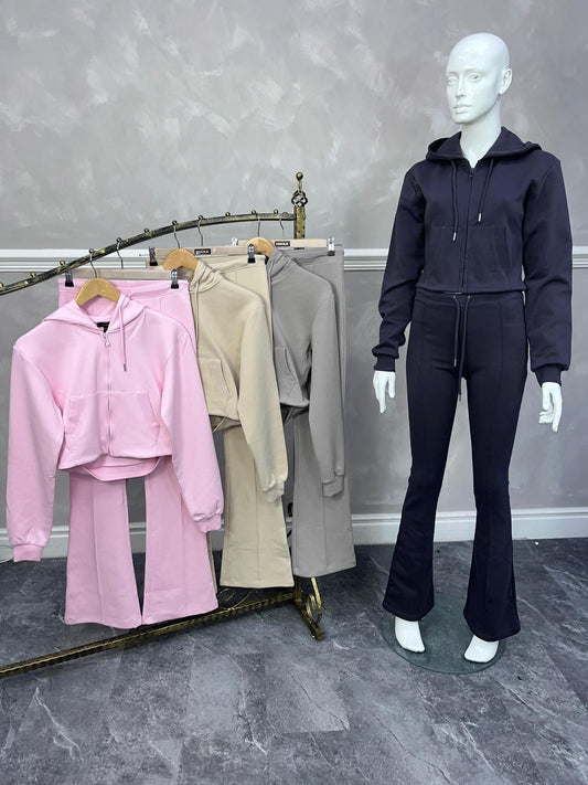 Willow tracksuit 051