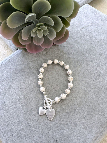 Heart charm beaded bracelet