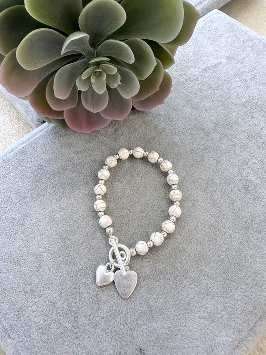 Heart charm beaded bracelet