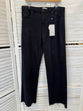 Black stretchy jeans ￼