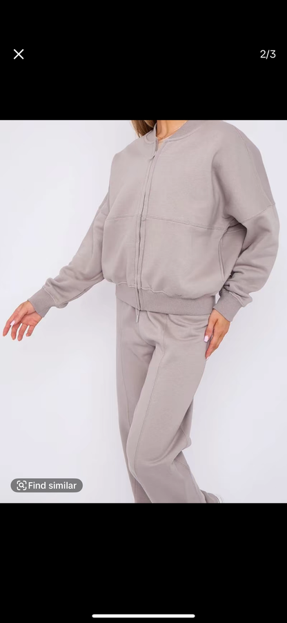 kelly's tracksuits