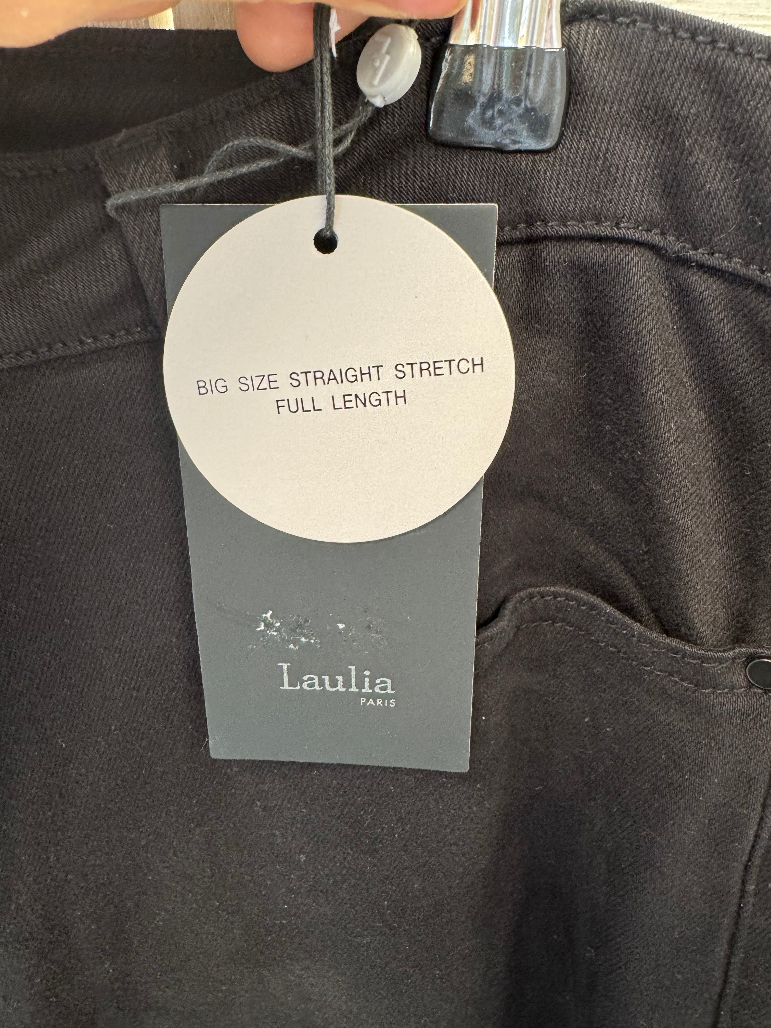 Black stretchy jeans ￼