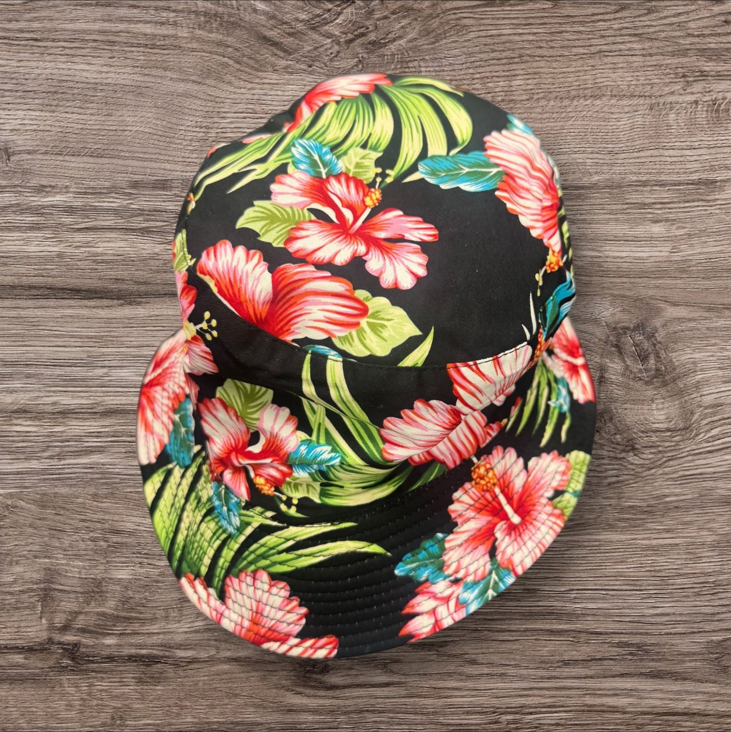 Hawaiian flower hat