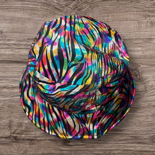 Tiger rainbow black bucket hat