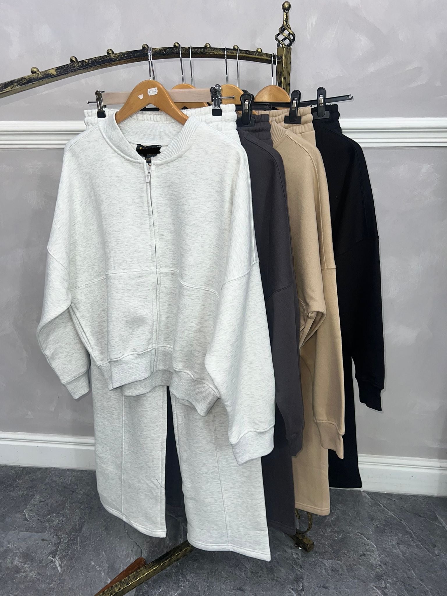 BONBONS BOUTIQUES LTD