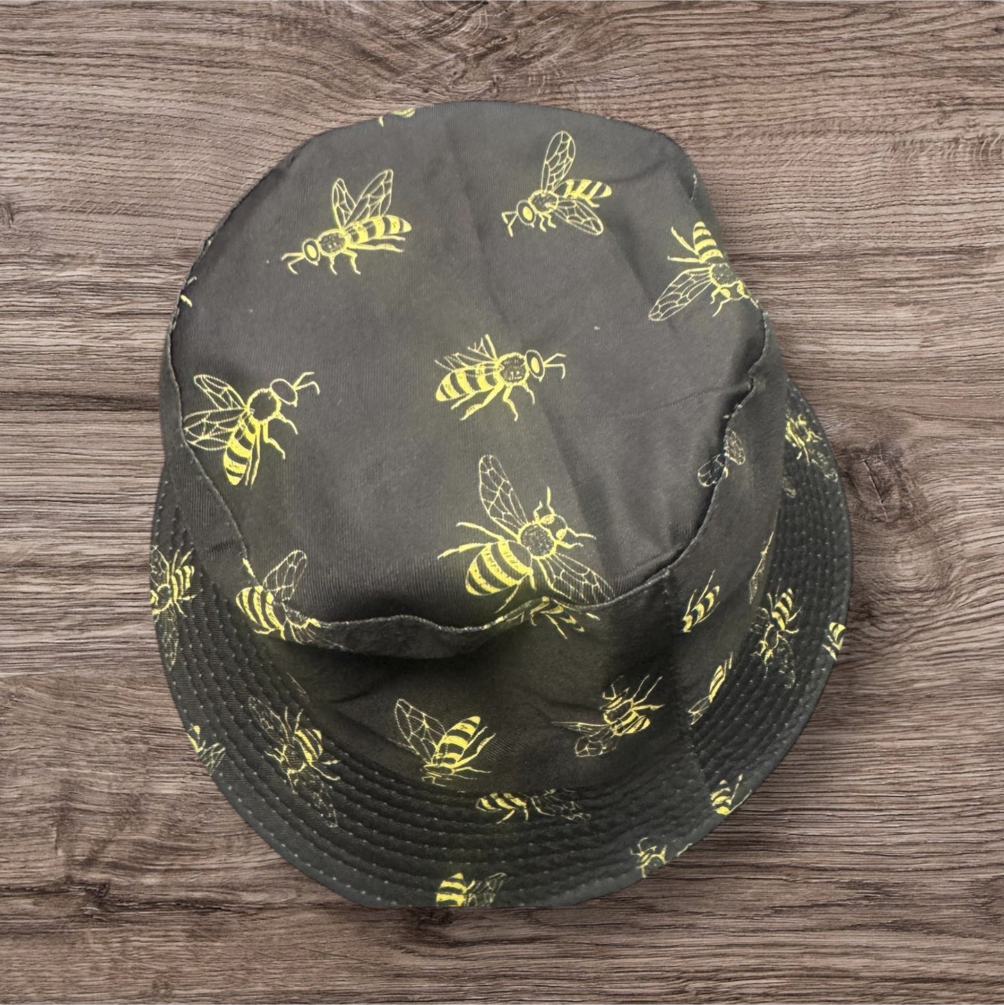 Black bumblebee hat