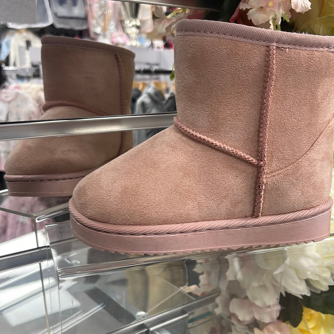 Pink fluffy 2024 ugg boots