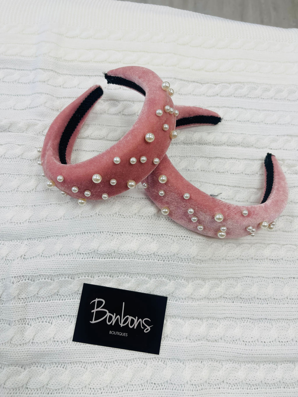 Pieces velvet and pearl headband